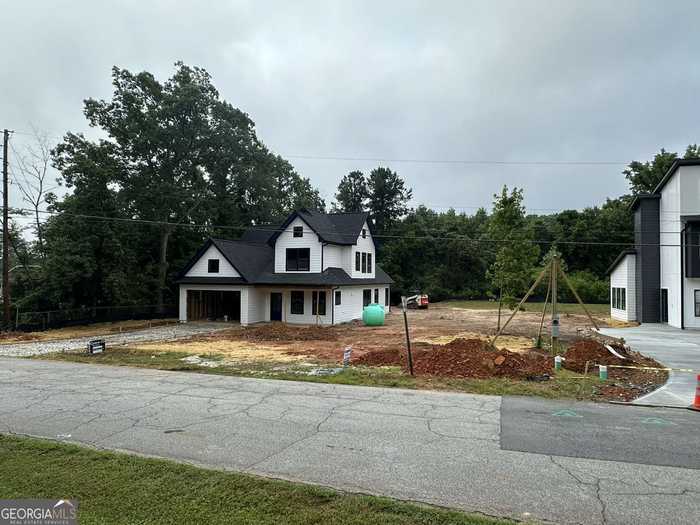 photo 2: 459 Lee Road SW, Mableton GA 30126