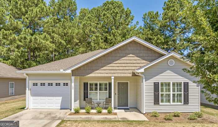 photo 1: 105 Cottage Loop, Dublin GA 31021