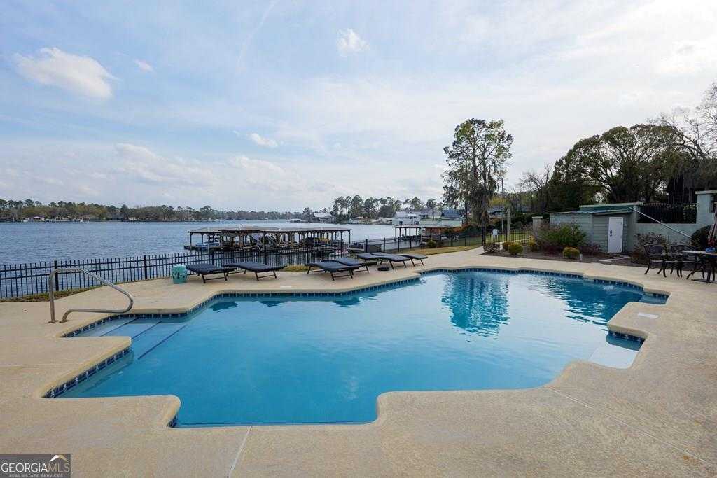 photo 2: 5811 DeOsta Drive, Lake Park GA 31636