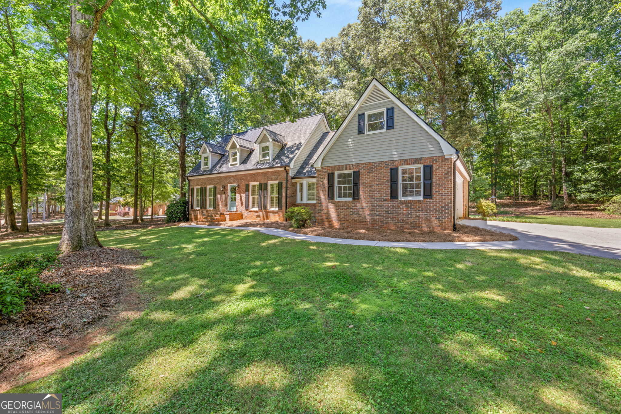 photo 3: 141 Dogwood Trail, Commerce GA 30529