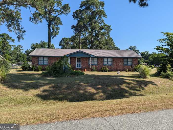 photo 1: 420 Poinciana Avenue, Albany GA 31705