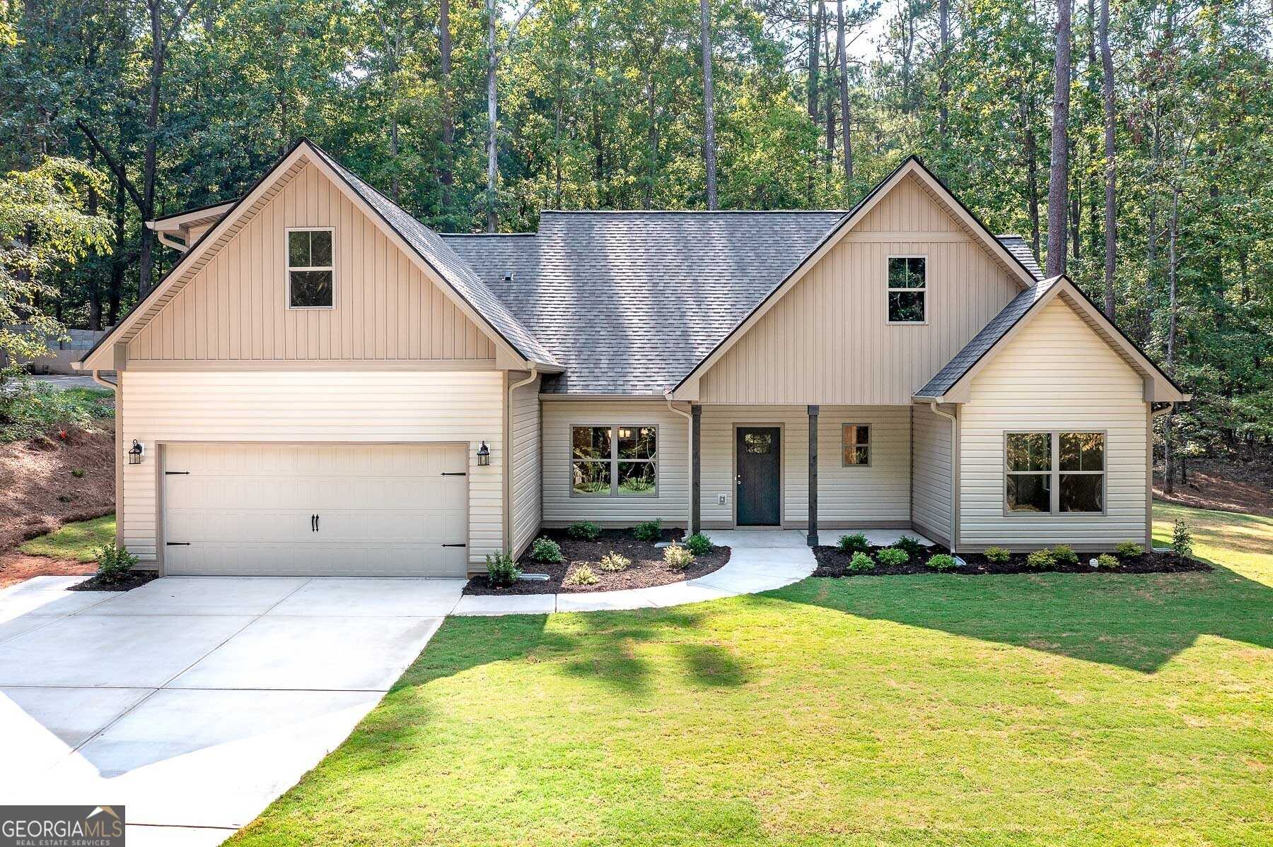 photo 1: 50 Magpie Court, Monticello GA 31064