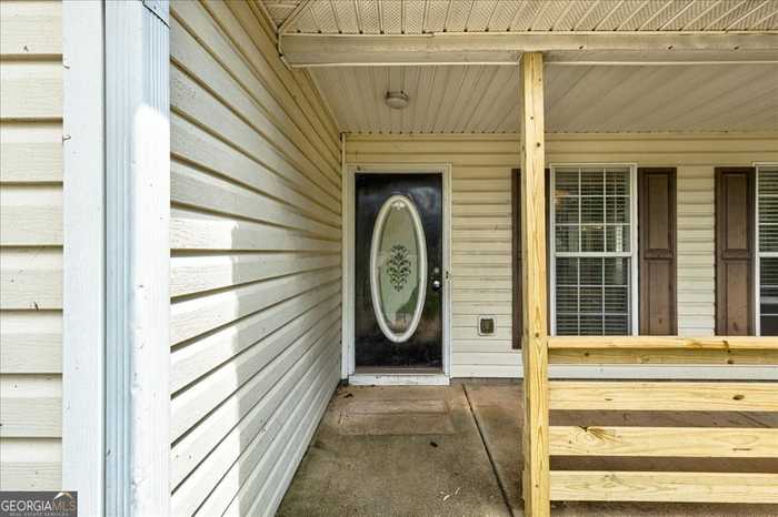 photo 2: 231 Fern Court, Hampton GA 30228