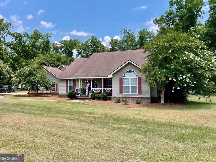 photo 2: 890 W Lee Street, Brooklet GA 30415