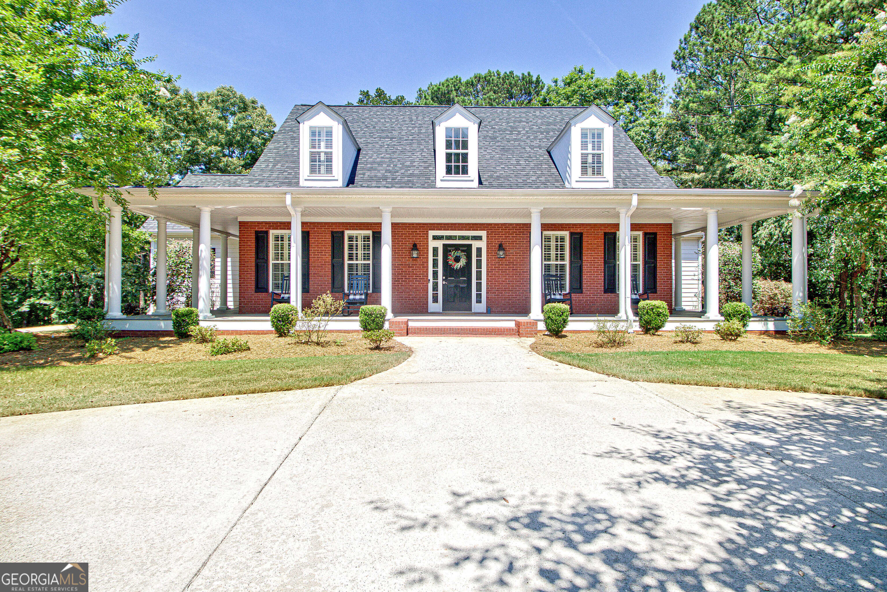 photo 1: 20 Jasmine Court, Newnan GA 30265