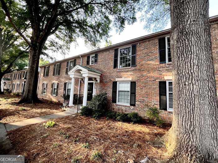 photo 1: 6700 ROSWELL Unit 13B, Atlanta GA 30328