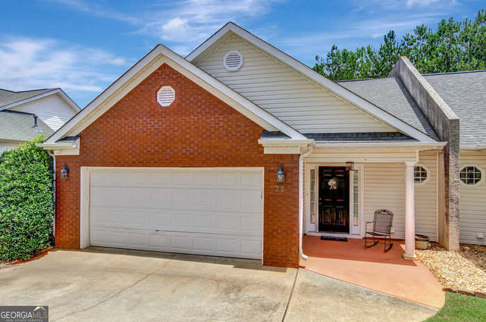 photo 1: 21 Stony Oak Drive, Newnan GA 30263