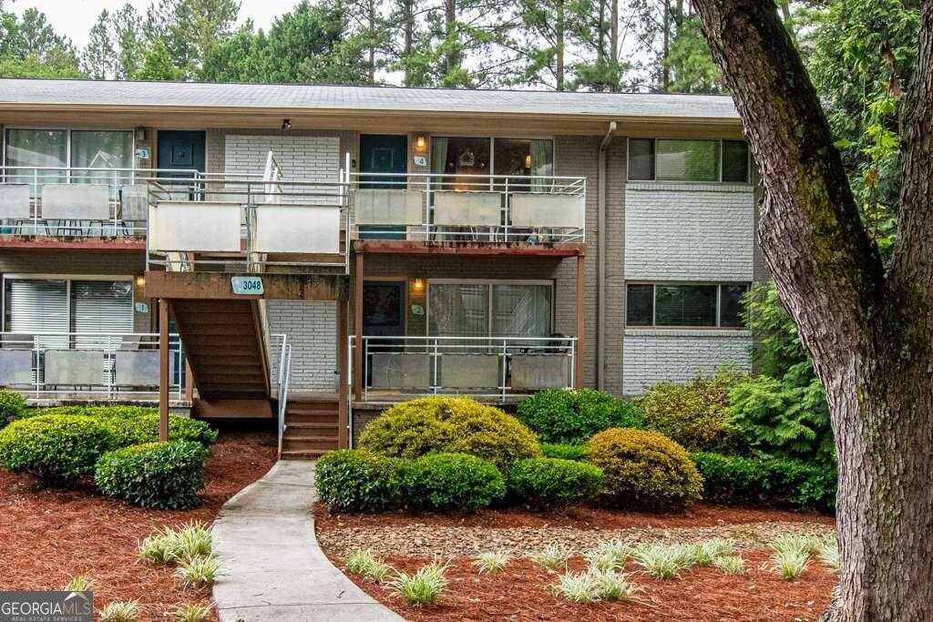 photo 1: 3048 Briarcliff Road Unit 2, Atlanta GA 30329