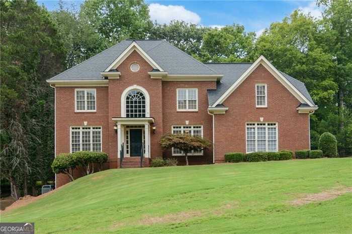 photo 1: 9875 Hunt Club Way, Johns Creek GA 30022