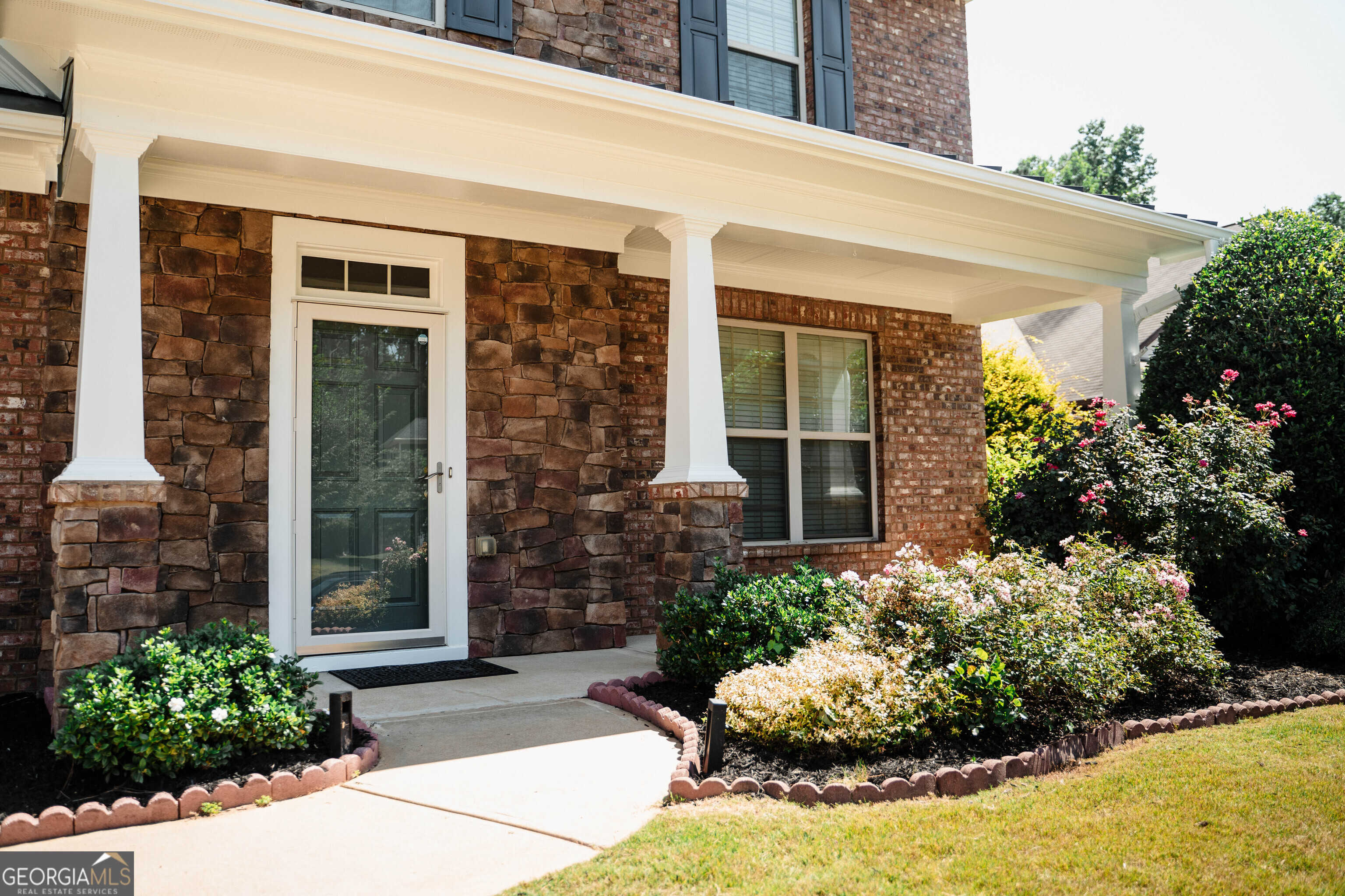 photo 2: 10 Eagle Court, Newnan GA 30265