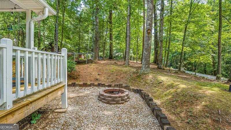 photo 3: 16 POCASET Drive, Ellijay GA 30540