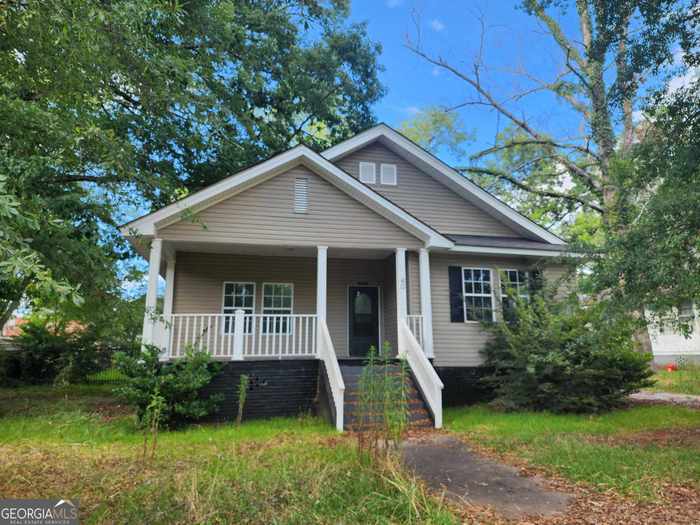 photo 1: 40 Edgewood Avenue, Thomaston GA 30286