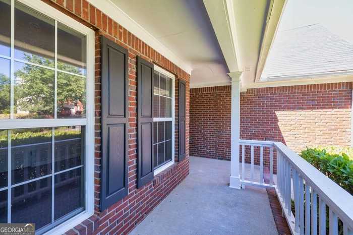 photo 2: 1590 Highland Farm Drive, Suwanee GA 30024