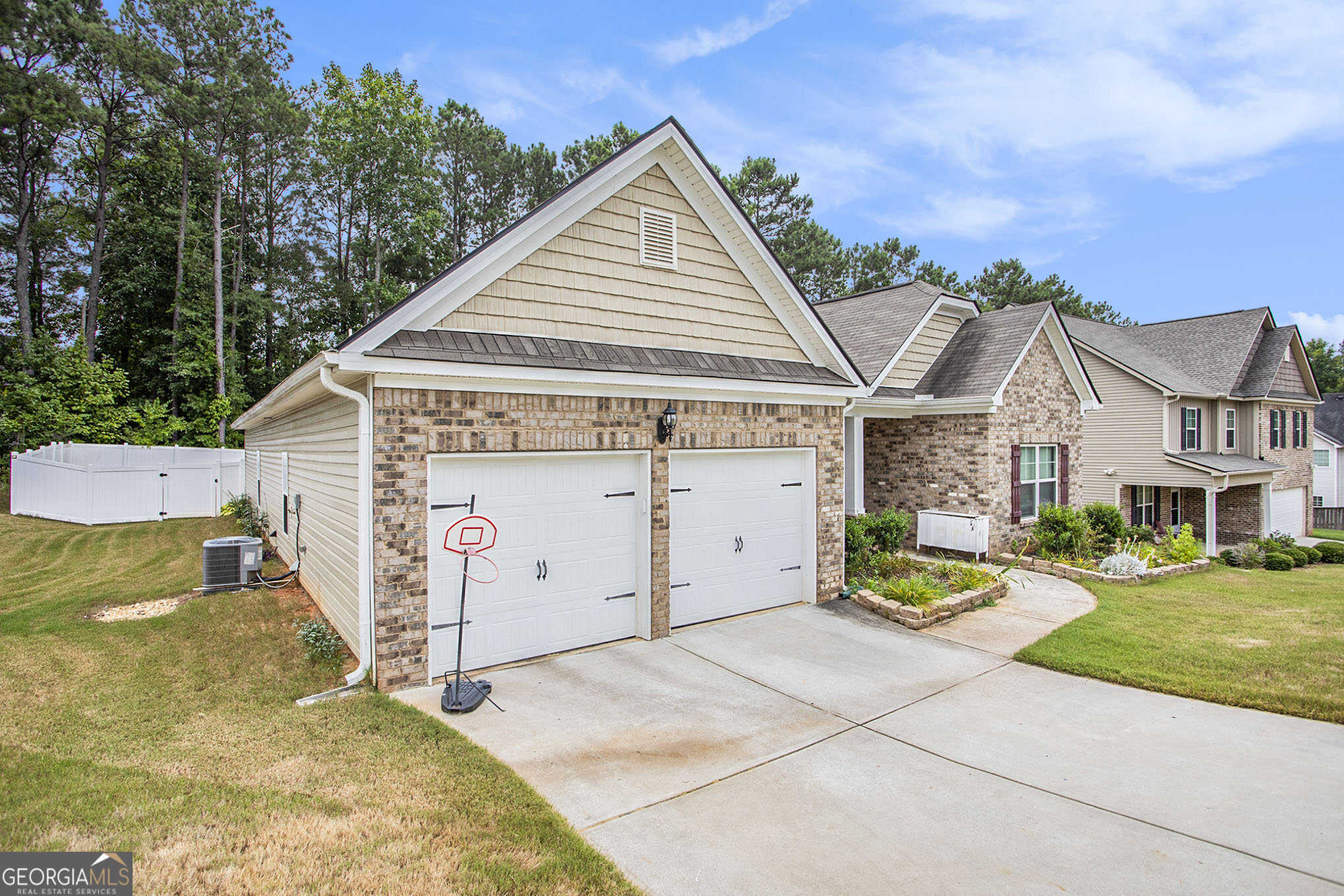 photo 2: 113 Citadel Drive, Hampton GA 30228