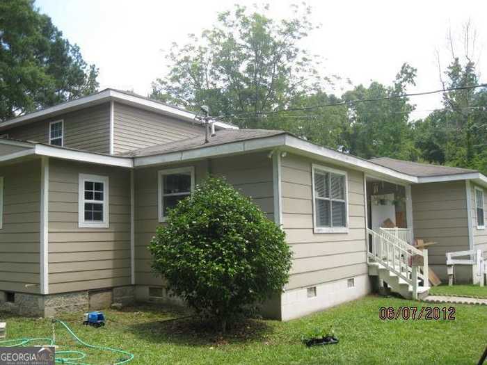 photo 1: 678 McCrary Road, Molena GA 30258