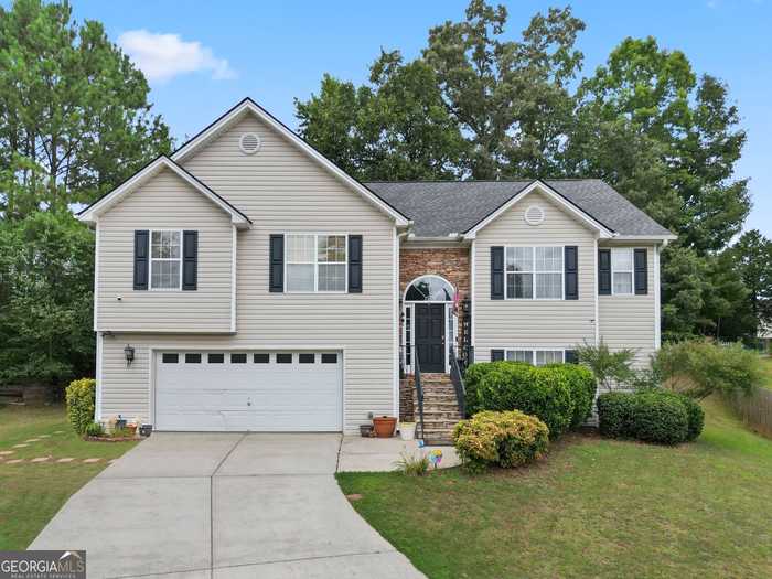 photo 2: 775 Lewis Ridge Circle, Lawrenceville GA 30045