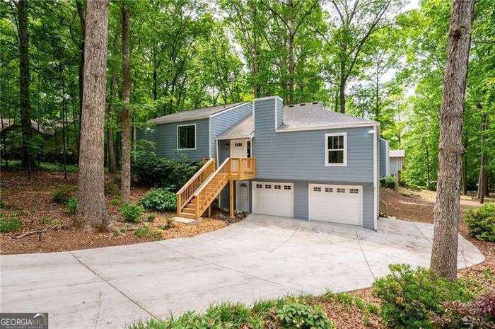 photo 1: 2139 CARLYLE Drive, Marietta GA 30062