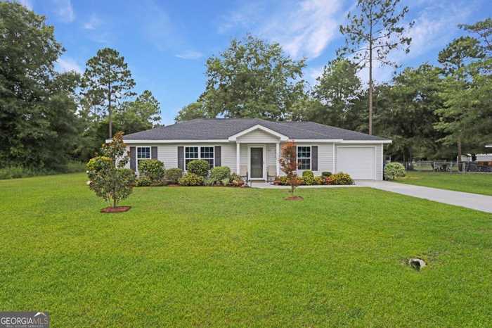 photo 1: 32 Jamie'S Way, Jesup GA 31545