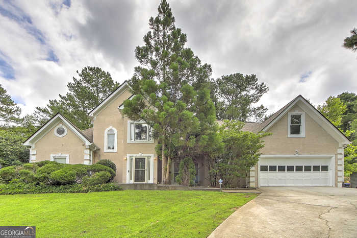 photo 1: 2896 Creekwood Drive, Snellville GA 30078