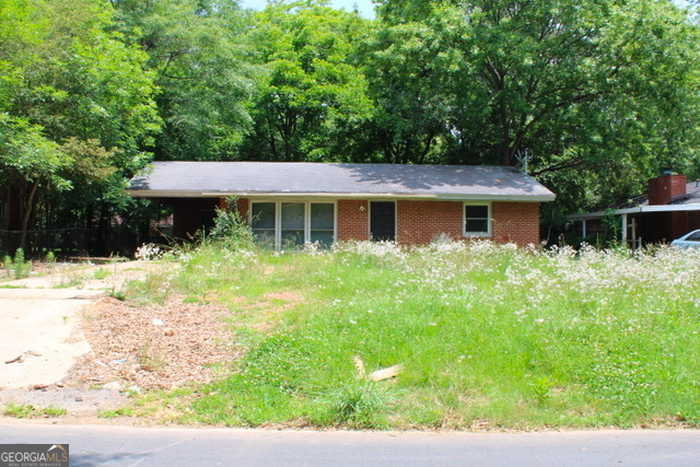 photo 1: 2318 Beatrice Avenue, Columbus GA 31903