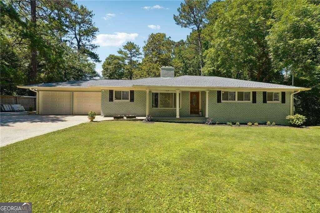 photo 1: 1192 EASTRIDGE Road SW, Atlanta GA 30311