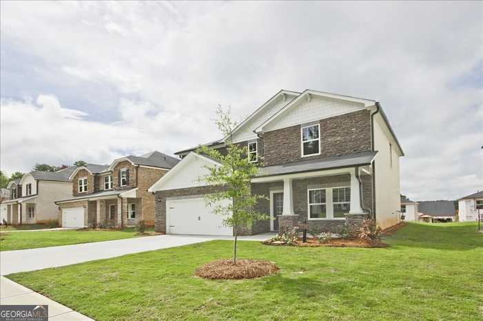 photo 2: 7754 Richmond Trail, Fairburn GA 30213