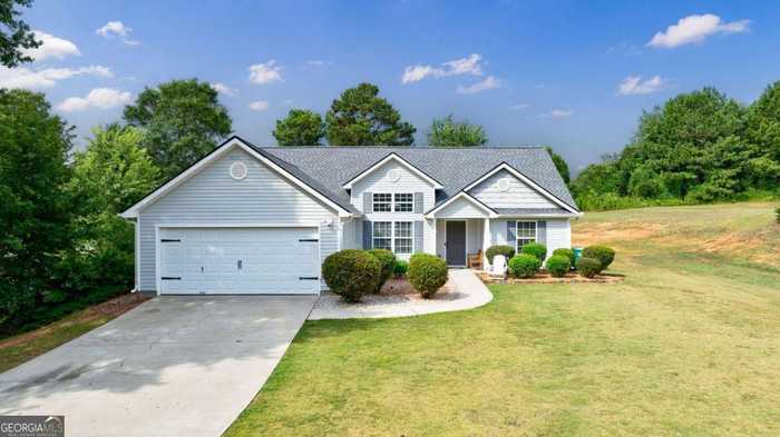 photo 1: 1611 Trey Lane, Winder GA 30680