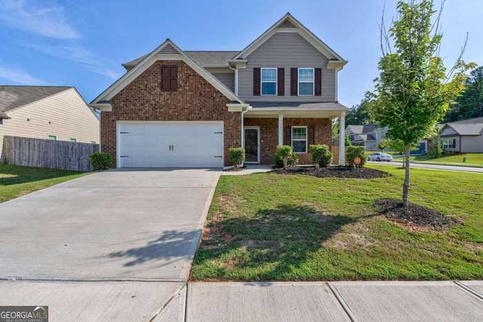 photo 1: 949 Creekview Road, Athens GA 30606