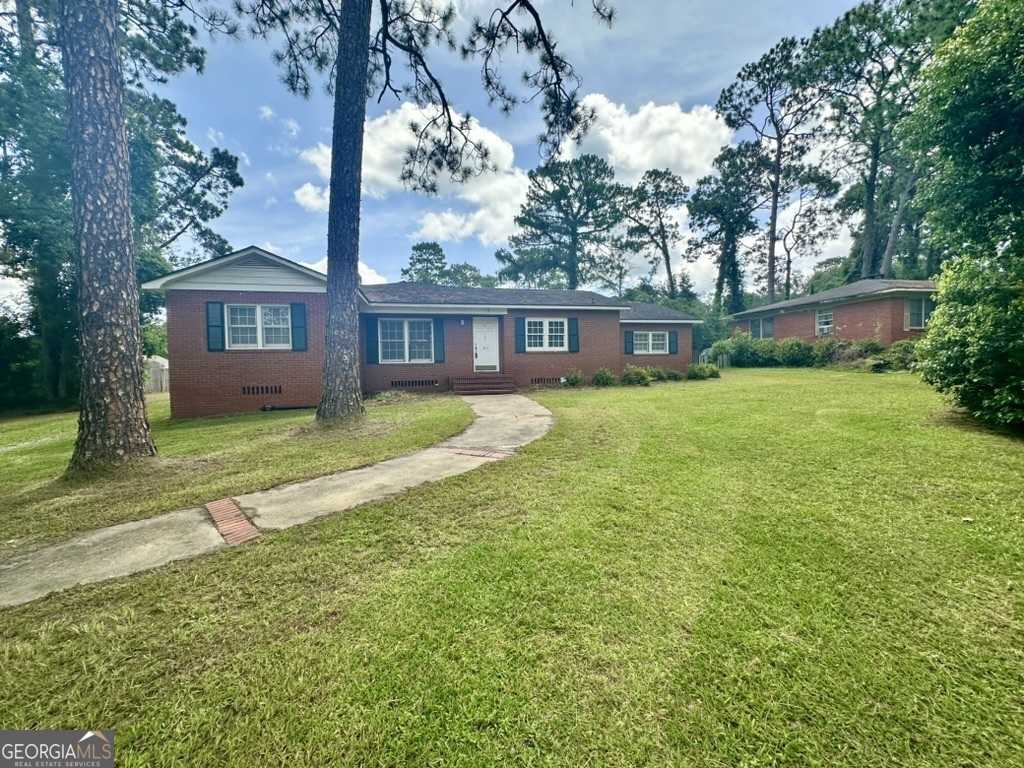 photo 2: 1812 Danora Drive, Waycross GA 31501