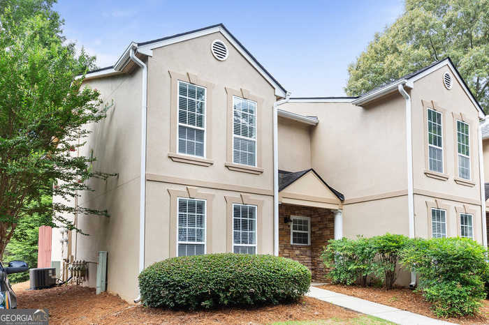 photo 1: 1201 Masons Creek Circle, Atlanta GA 30350