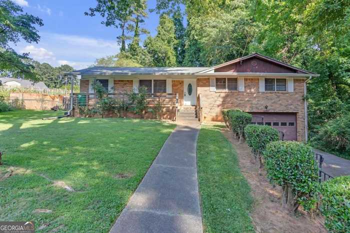 photo 1: 779 Holly Hedge Road, Stone Mountain GA 30083