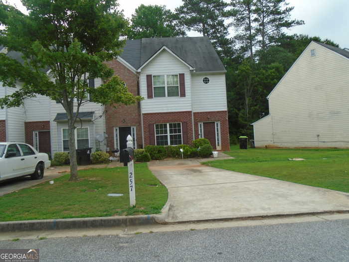 photo 1: 257 Brookview Drive, Riverdale GA 30274