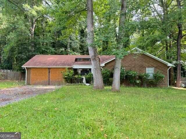 photo 1: 445 Independence Drive, Jonesboro GA 30238