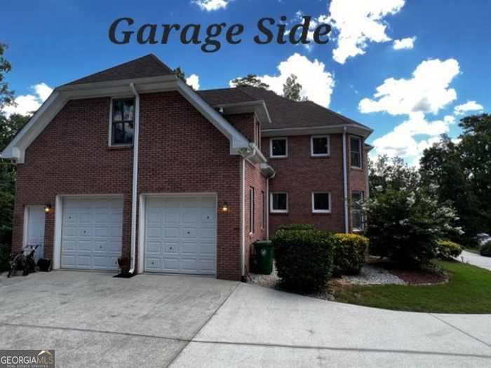 photo 2: 7523 Kimberly Lynn Court, Lithonia GA 30058