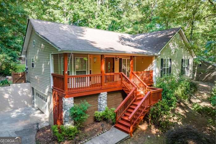 photo 1: 174 Pinecrest Terrace, Athens GA 30606