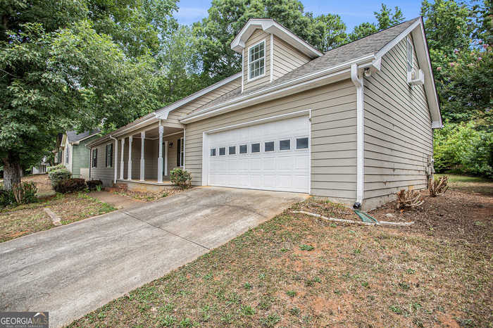 photo 2: 475 Cambridge Way, Covington GA 30016