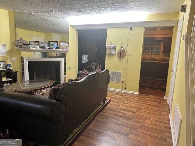 photo 3: 3062 Revere Court, Atlanta GA 30340