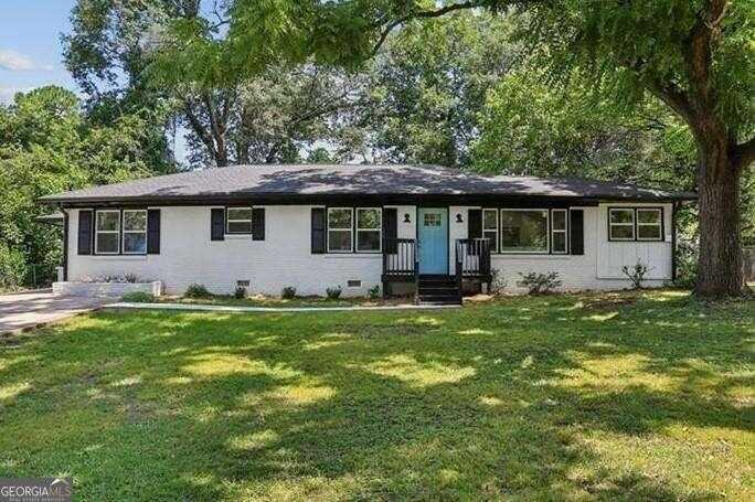 photo 1: 1990 Capri Drive, Decatur GA 30032