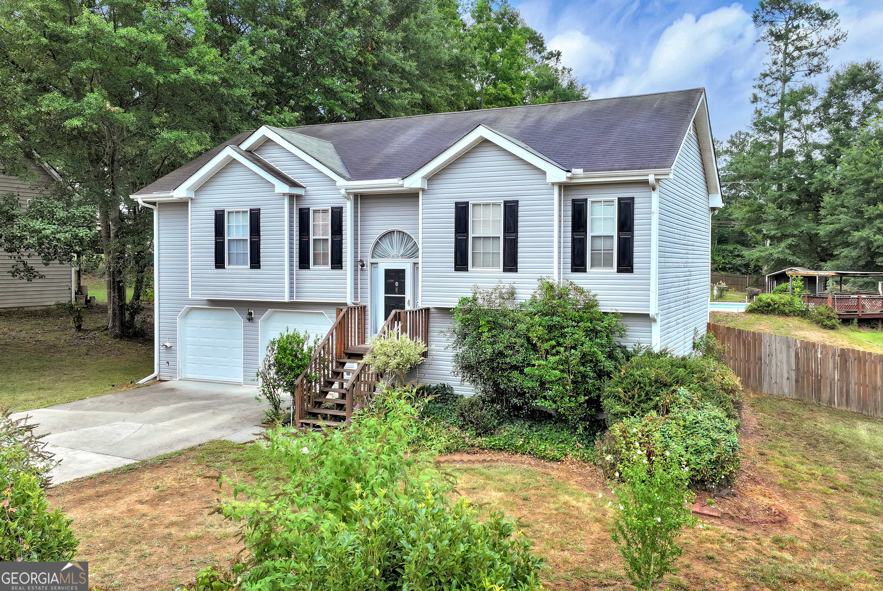 photo 3: 535 Harris Drive, Bethlehem GA 30620