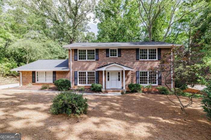 photo 2: 140 Lullwater Road, Athens GA 30606