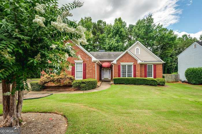 photo 1: 1530 Gateview Way, Marietta GA 30008