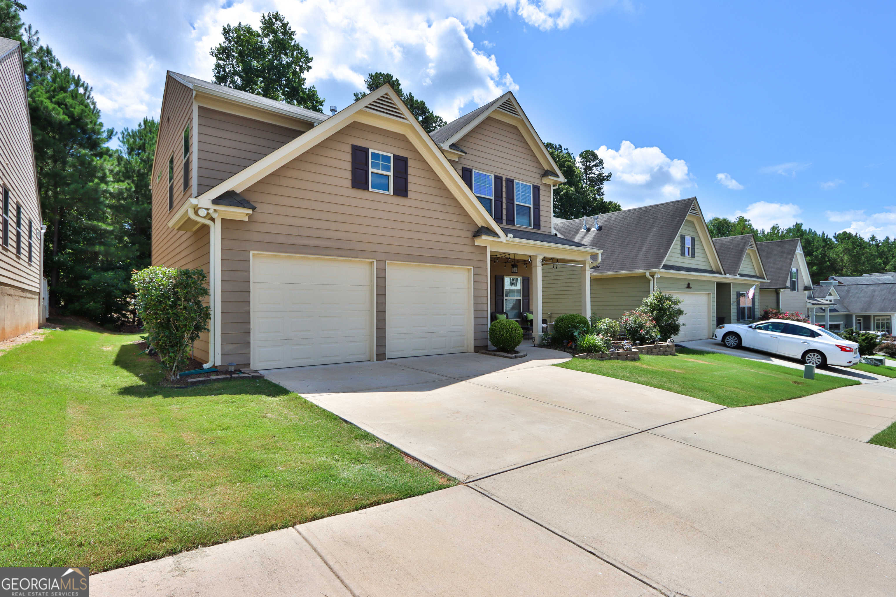 photo 3: 644 Sunflower Drive, Canton GA 30114