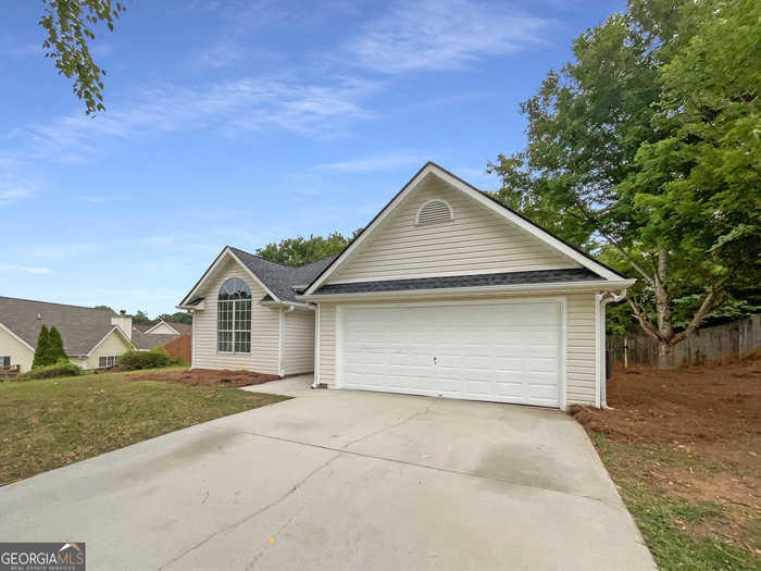 photo 1: 1730 Live Oak Lane, Hampton GA 30228