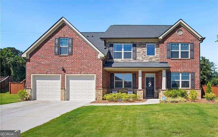 photo 1: 799 Blue Juniper Circle, Loganville GA 30052