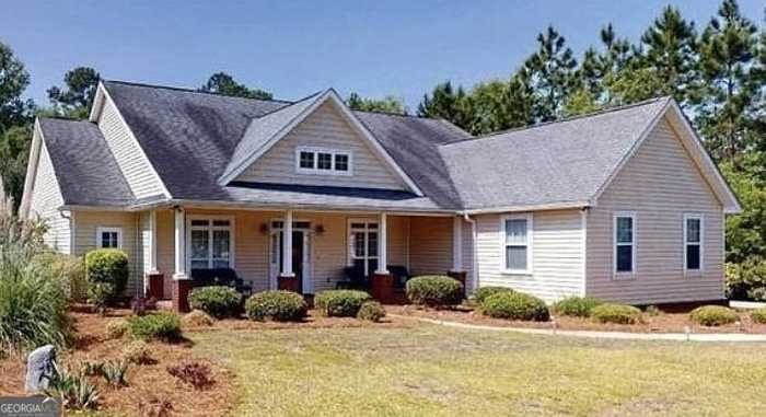 photo 1: 227 Surrey Lane, Statesboro GA 30458