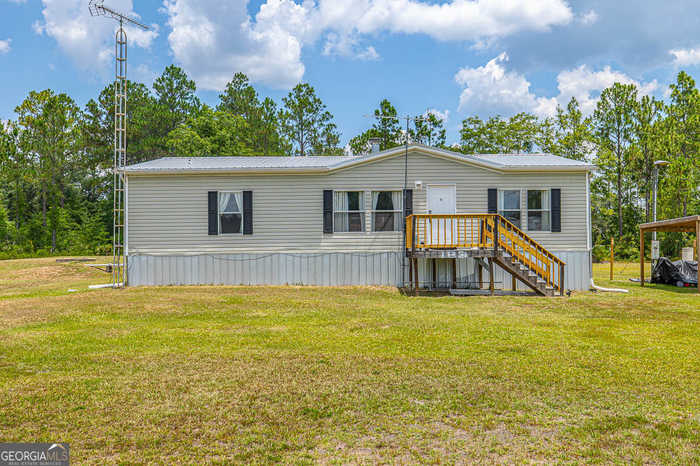 photo 1: 183 Little Dusty Trail, Hortense GA 31543