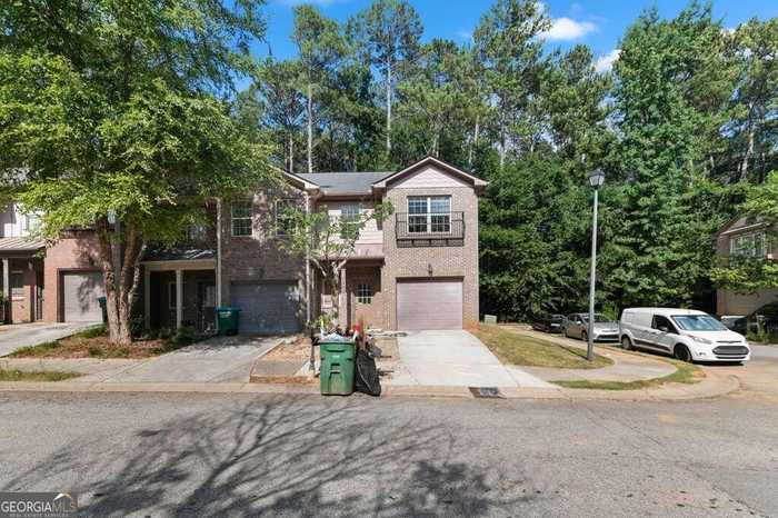 photo 2: 1303 Harbins Ridge Drive, Norcross GA 30093