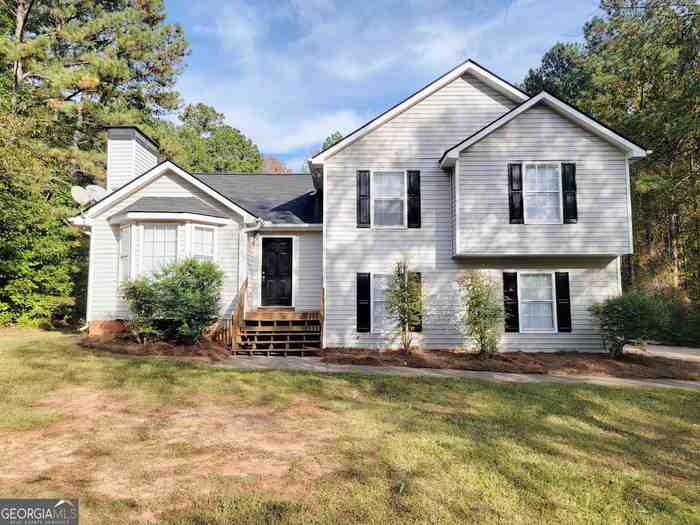 photo 1: 612 Grove Pointe Way, Locust Grove GA 30248