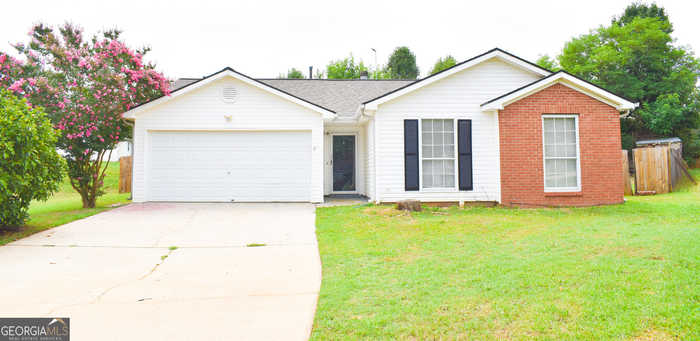 photo 1: 550 Lakecourt Drive, McDonough GA 30253