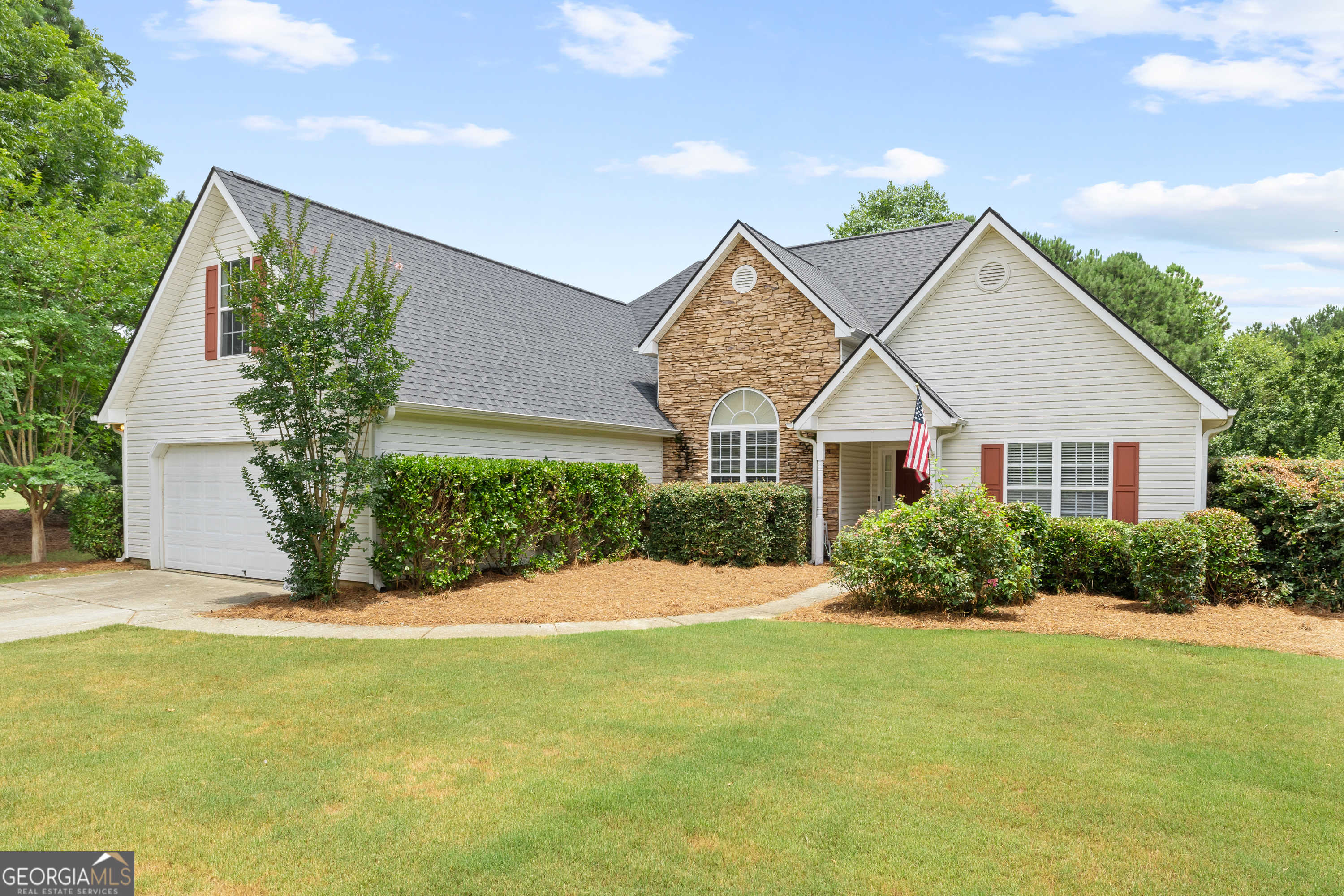 photo 1: 803 Winding Grove Lane, Loganville GA 30052